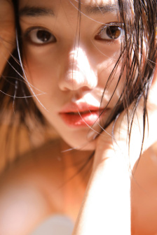 成人版还珠格格中小燕子是谁